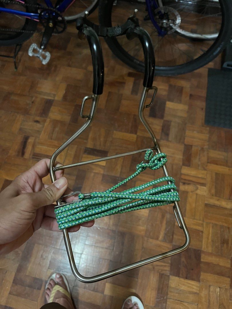 Handlebar Rack (Category: Bicycles) located in Quezon. Submitted by leodelfin (Listing ID 1290366267, Image 1). Description: Good support for your large and heavy loaded handlebar bags.