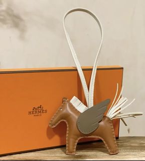 （分類：）位於 。 由 Manhattanlove 提交（商品編號 1290340078，圖片 1）。簡介： 。