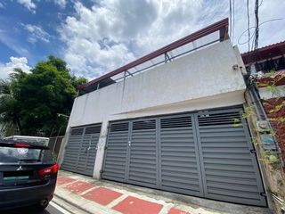 HOUSE AND LOT FOR SALE IN BRGY. PINAGKAISAHAN CUBAO QUEZON CITY 300SQM✨