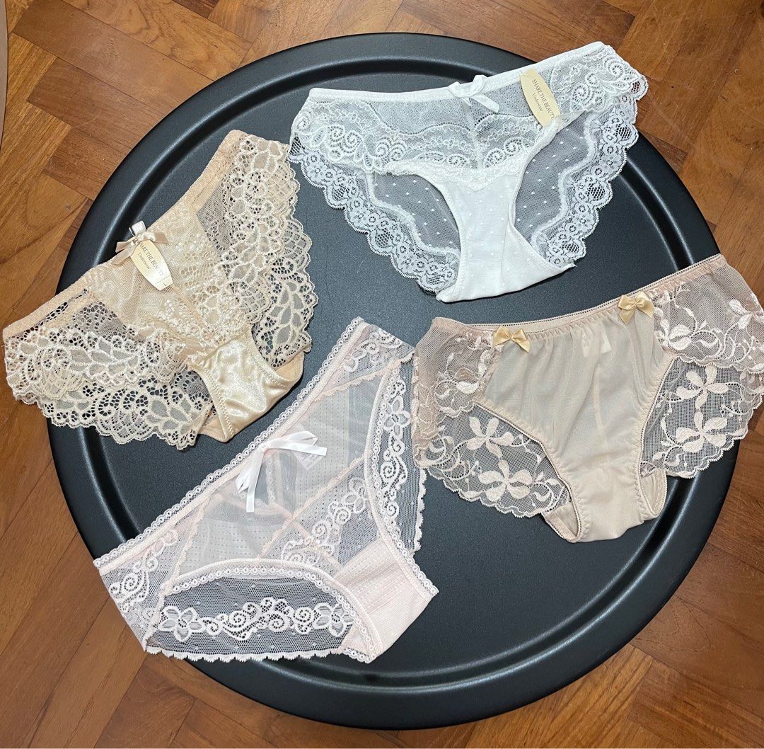 La Senza Bra and panty (Set), Women's Fashion, New Undergarments &  Loungewear on Carousell