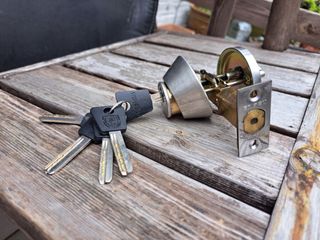 （分類：）位於 。 由 jerrybr 提交（商品編號 1290302495，圖片 1）。簡介： 。