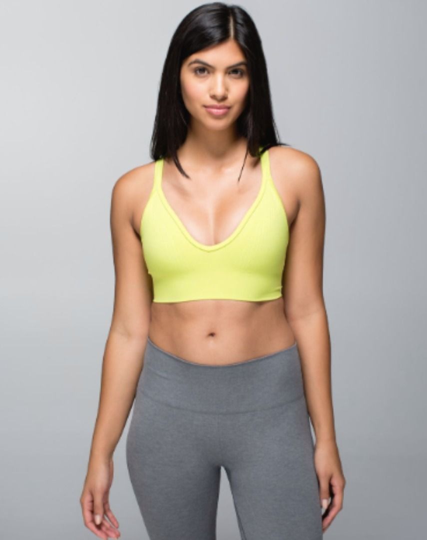 Lululemon seamlessly sales plunge bra