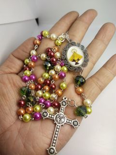 Made in Vatican Rome beautiful colorful pearl Sto.Nino rosary