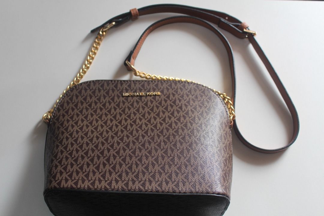 Cindy logo crossbody clearance