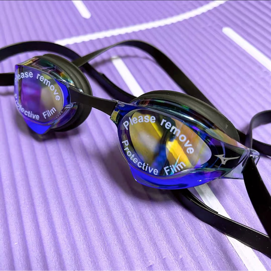 Mizuno Swimming Goggles free nose plug