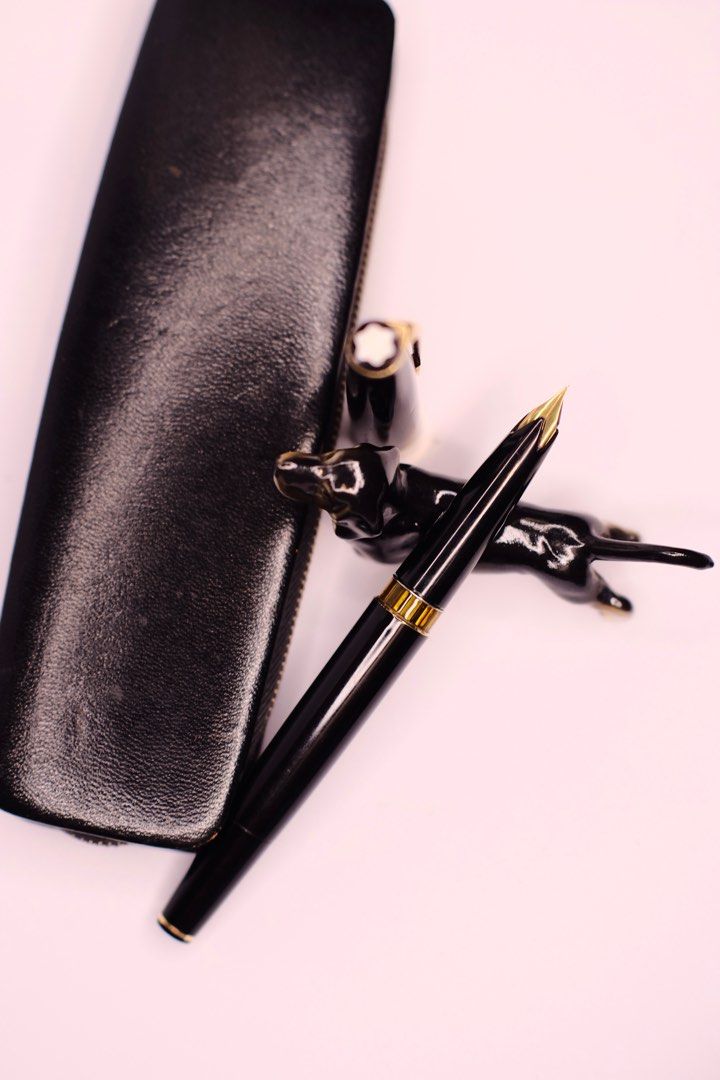 Montblanc (Category: Luxury Watches) located in Davao. Submitted by carussel (Listing ID 1290405909, Image 3). Description: Montblanc Meistertück 72 Yellow Gold F/EF Nib 9,000 FREE LEATHER CASE.