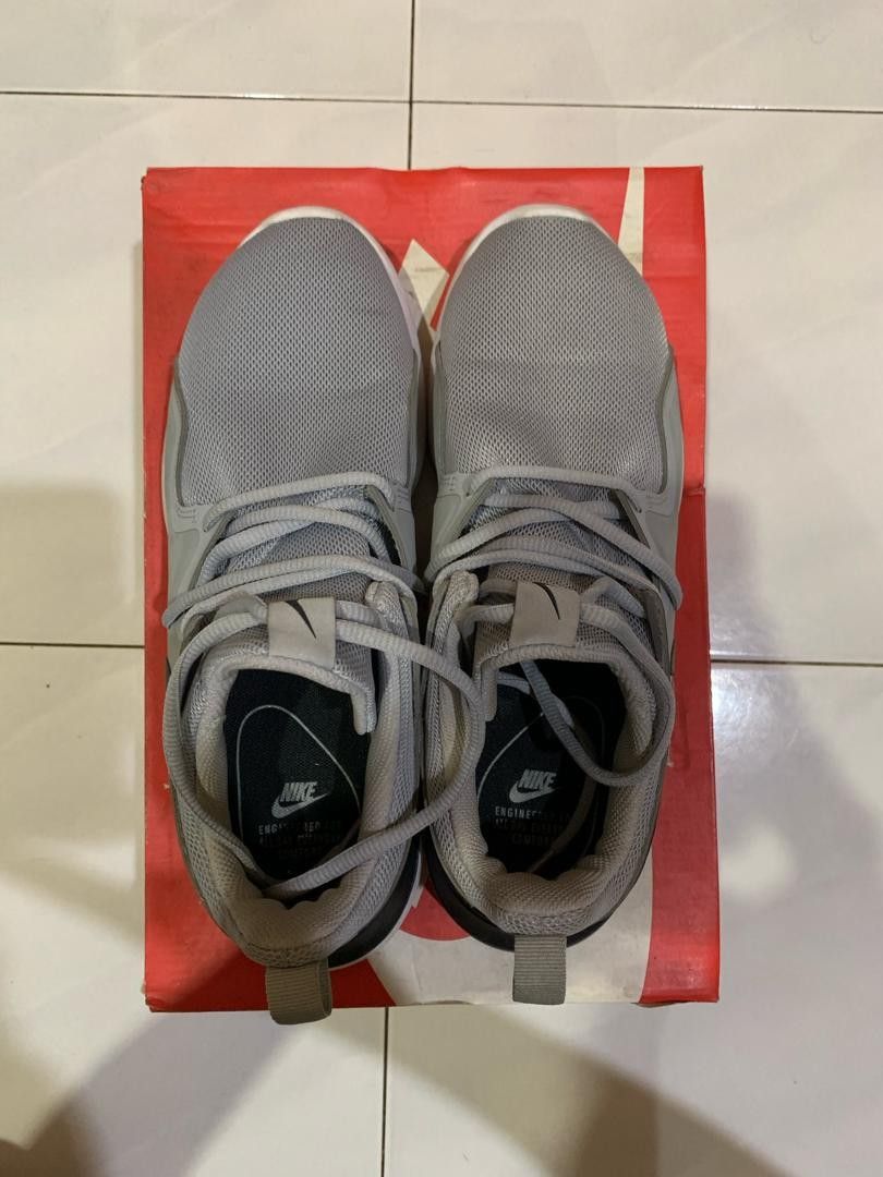 nike tessen grey