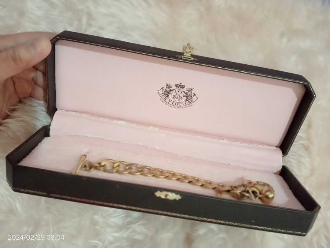 Original Juicy Couture bracelet (Category: Bracelets) located in Batangas. Submitted by girlmeetspurple (Listing ID 1290287681, Image 2). Description: box not included.