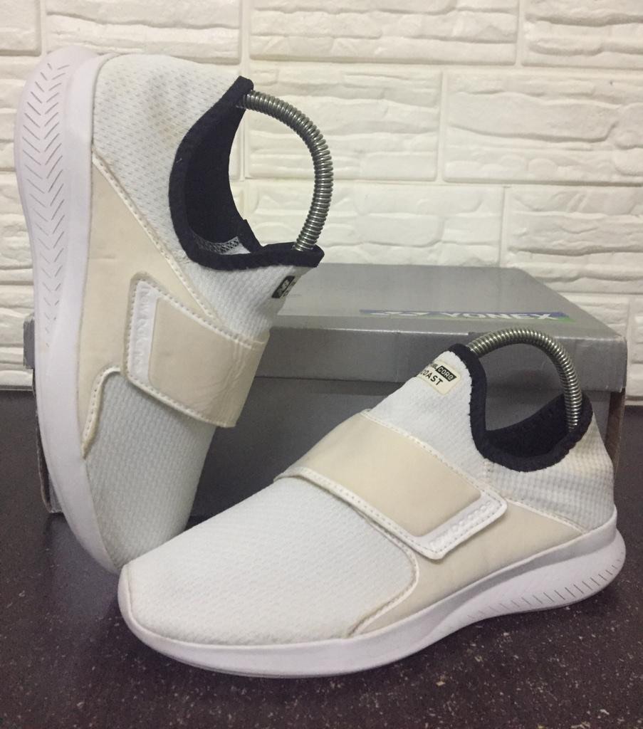 New balance coast v4 online velcro