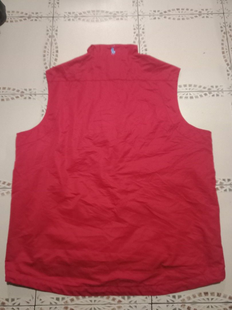 Ralph Lauren nylon vest (Category: Vests) located in Cebu City. Submitted by hustler_69 (Listing ID 1290404163, Image 2). Description: ralph lauren nylon vest size large 24.5 width(armpit to armpit) 27.5 length(shoulder to hem) excellent condition details are all posted.