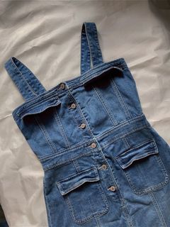 (Category: ) located in . Submitted by i_declutter_ (Listing ID 1290334831, Image 1). Description: .