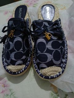 (Kategori: ) berada di . Dikirim oleh gelinefransevan (ID iklan 1290365330, Gambar 1). Deskripsi: .