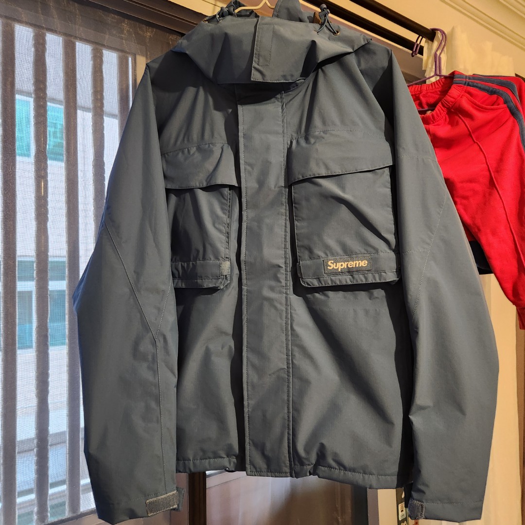 Supreme GORE-TEX PACLITE Lightweight Shell Jacket, 男裝, 外套及