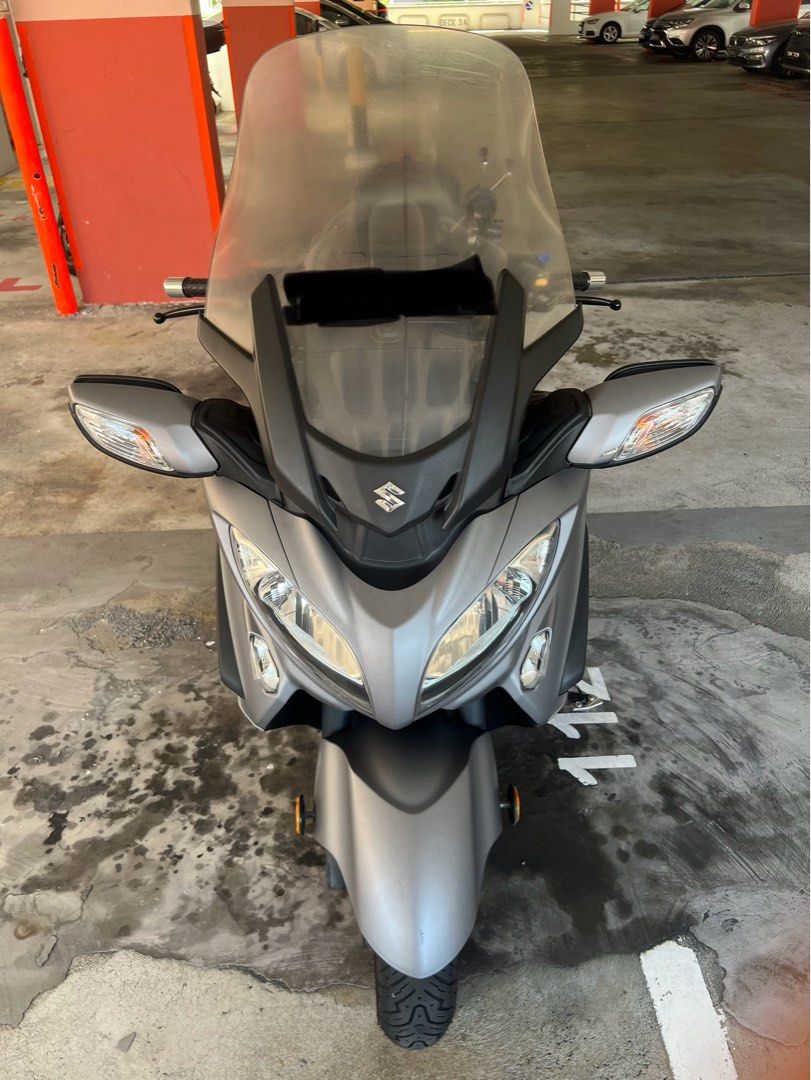 Suzuki burgman discount 650 2019