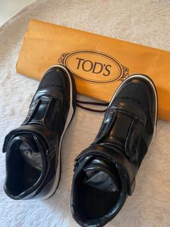 TOD’S  SHOES