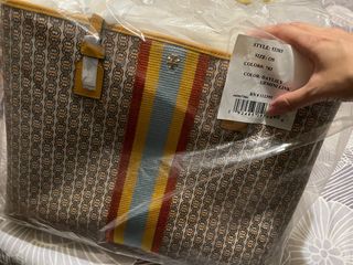 （分類：）位於 。 由 ada613 提交（商品編號 1290399106，圖片 1）。簡介： 。