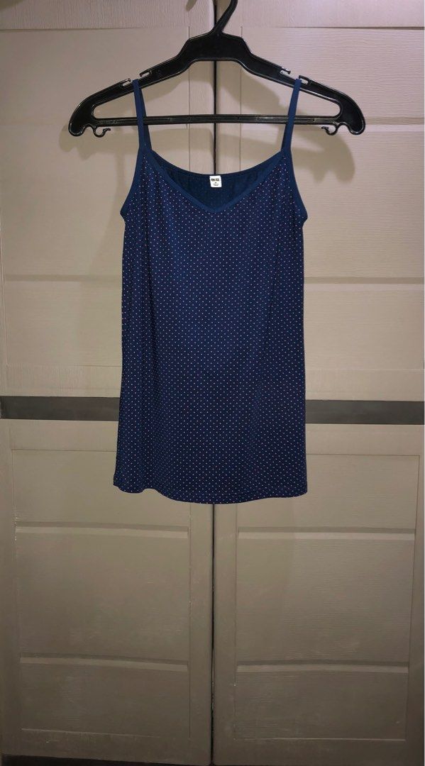 UNIQLO Airism Camisole, Women's Fashion, Tops, Sleeveless on Carousell