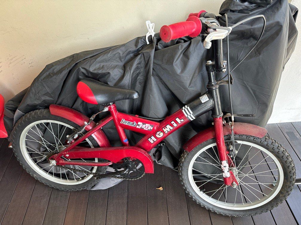 Used 2025 children's bikes