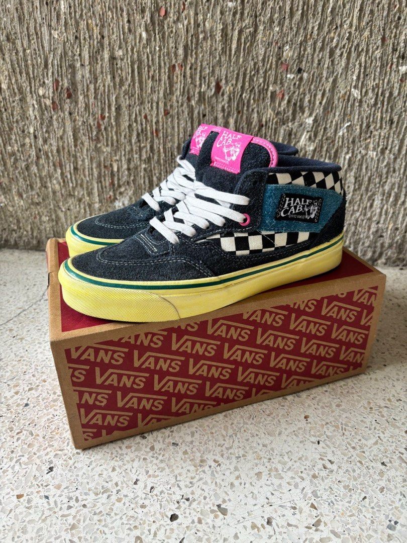 VANS Half Cab 33 DX Liberaiders Collab (Category: Sneakers) located in Quezon City. Submitted by pavenue (Listing ID 1290412633, Image 3). Description: Used thrice needs cleaning.