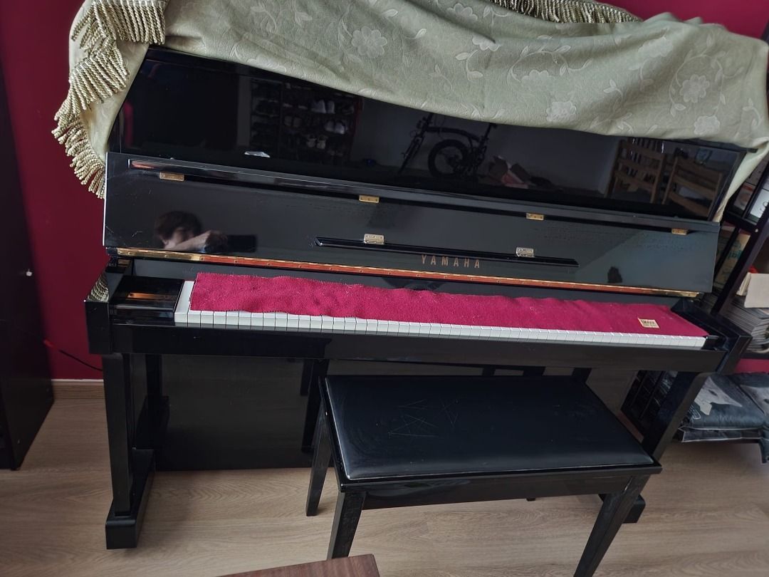 Yamaha E116T upright piano Hobbies Toys Music Media Musical