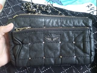 (Category: ) located in . Submitted by shoppebymaria (Listing ID 1290386790, Image 1). Description: .