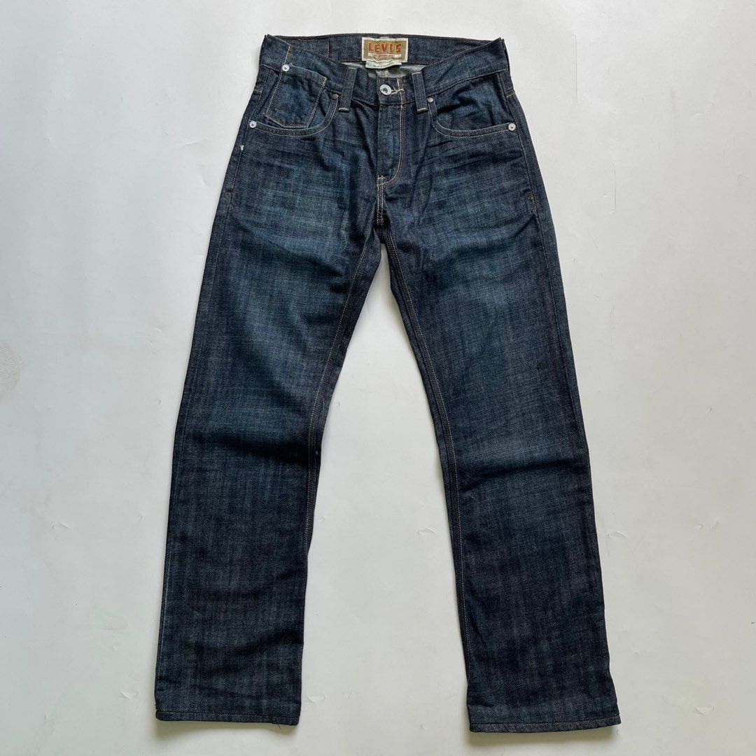 ORIGINAL LEVIS JEANS STRAIGHT CUT, Men's Fashion, Bottoms, Jeans on  Carousell