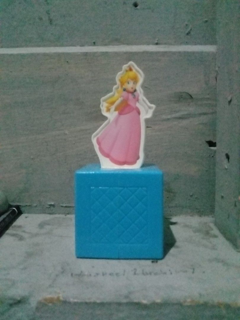 2019 super mario mcdonals happy meals Hobbies Toys Toys