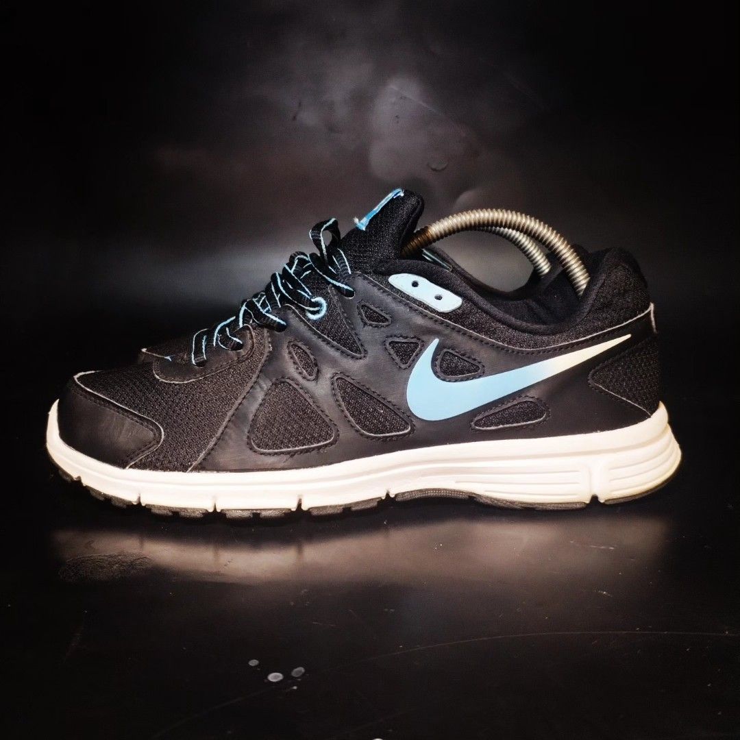 Nike revolution hot sale 2 original