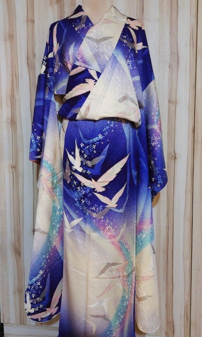 銀河飛鳥花文 暈染 銀彩 正絹 重襟 豪華振袖 著丈161.5 裄67.5 日本 正統 和服