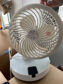 （分類：）位於 。 由 mrmwl 提交（商品編號 1284192522，圖片 1）。簡介： 。