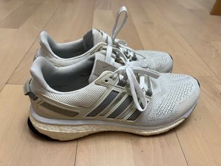 （分類：）位於 。 由 ansonhk 提交（商品編號 1284147594，圖片 1）。簡介： 。