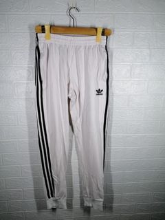 (Category: ) located in . Submitted by thriftmineph (Listing ID 1284048002, Image 1). Description: .