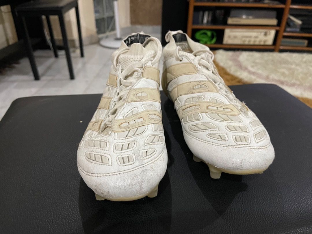 Beckham predator accelerator top