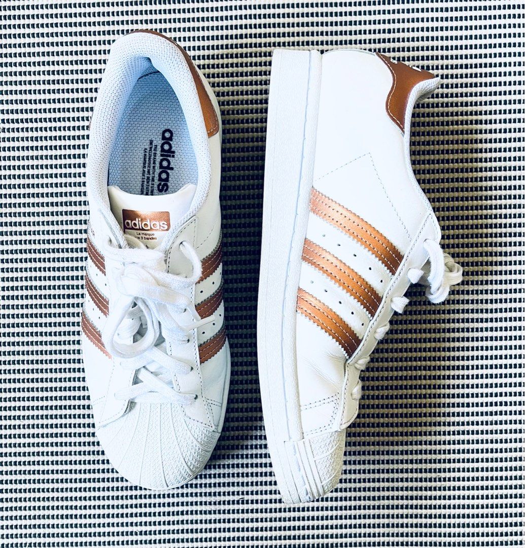 Authentic Adidas Superstar White with Copper Metallic details UK5.5,  Women's Fashion, Footwear, Sneakers on Carousell