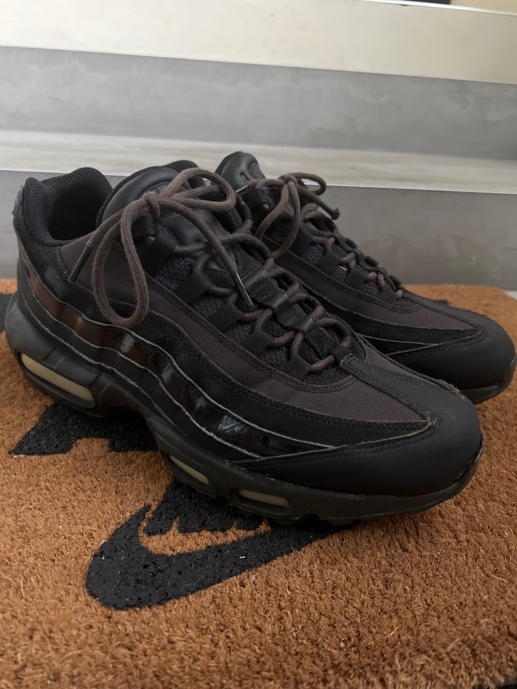 Nike 95 triple on sale black