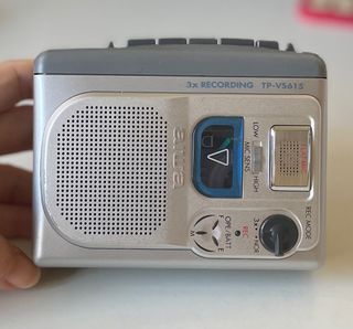  Arsvita Walkman Cassette Player, Portable Tape Recorder,  Build-in Speaker and Microphone, Black : Electronics