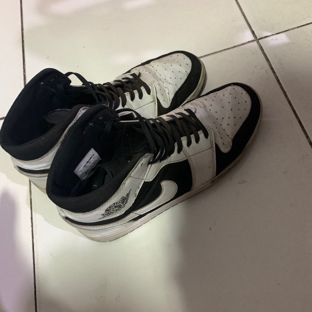 Aj1 tuxedo clearance