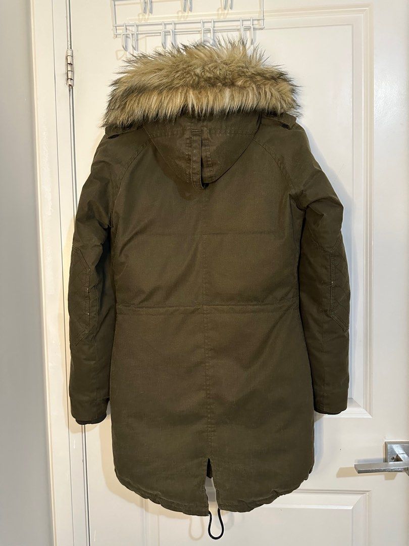 Aritzia Community Paradigm Parka Dark Green XXS Women s