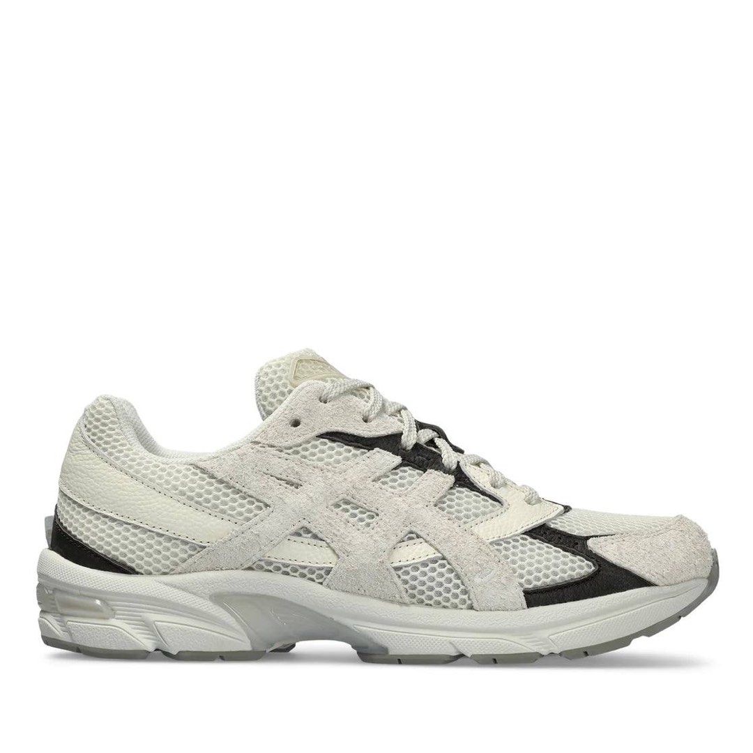 Asics HAL STUDIOS Men's GEL-1130 Birch 1201A982-200 (Category: Sneakers) located in Singapore. Submitted by laif_sg (Listing ID 1283990232, Image 1). Description: BNIB .
