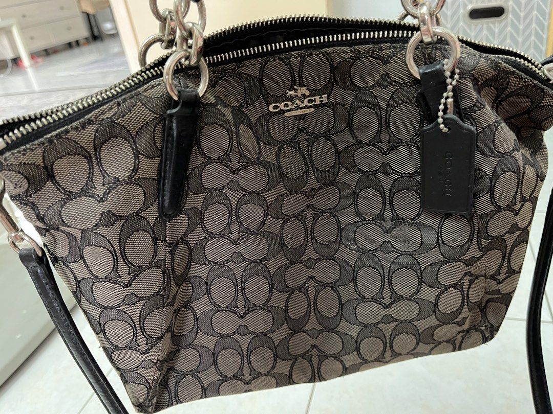 Coach kelsey signature store