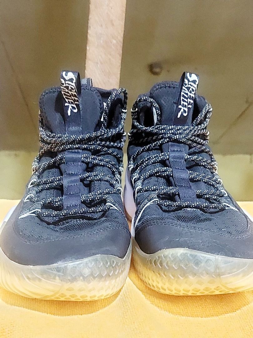 9.5 basketball shoes deals