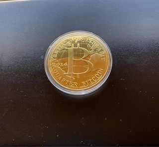 Bitcoin BTC Quarter 2014 Crypto Commemorative coin
