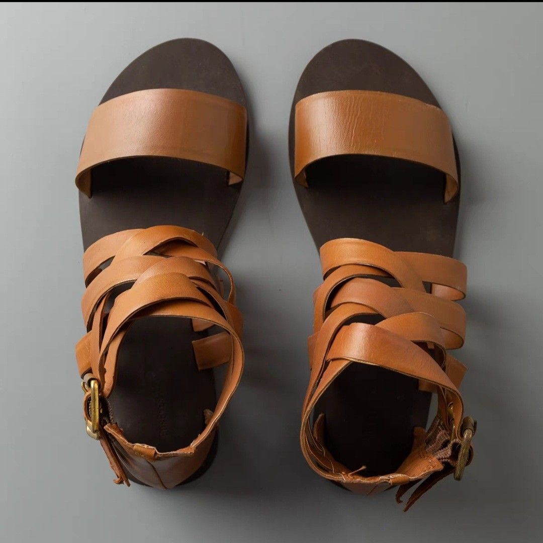 Cut sandals top