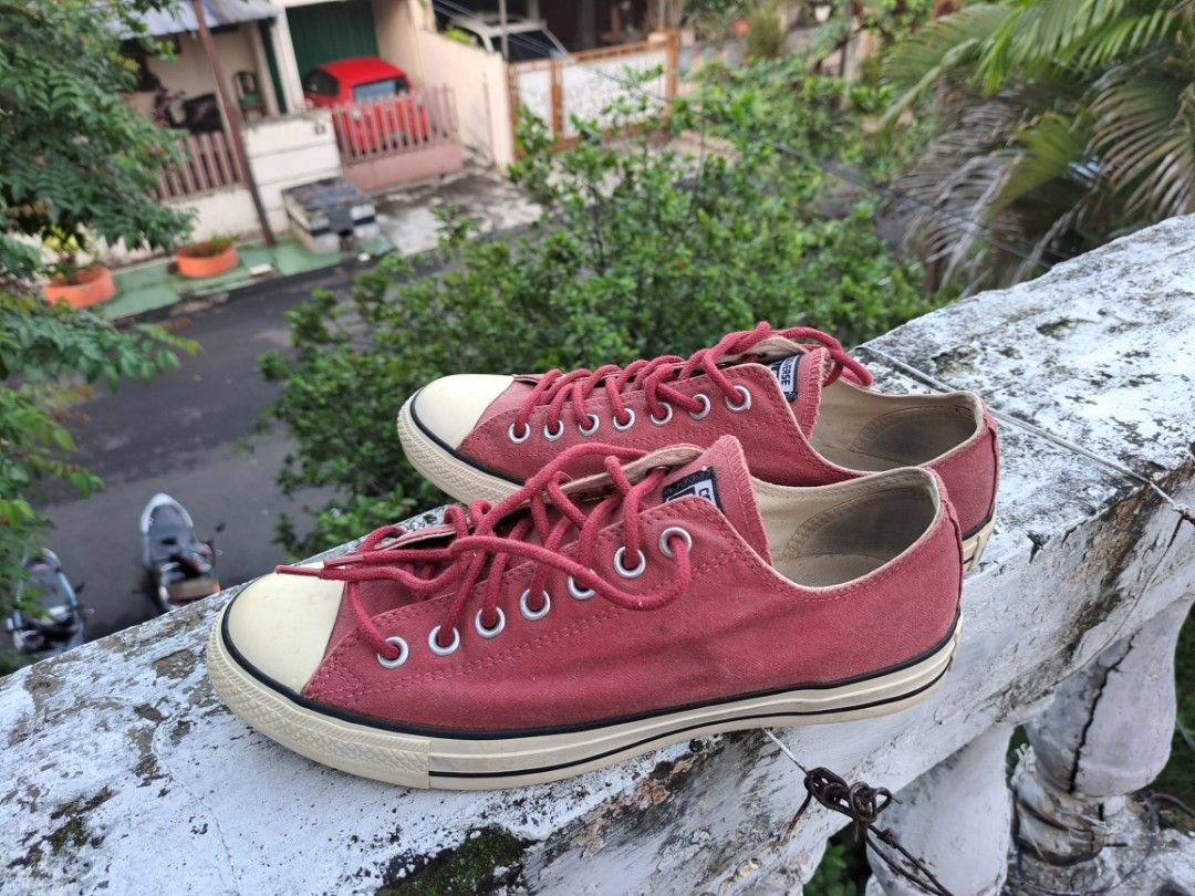 Converse 7s sales low red
