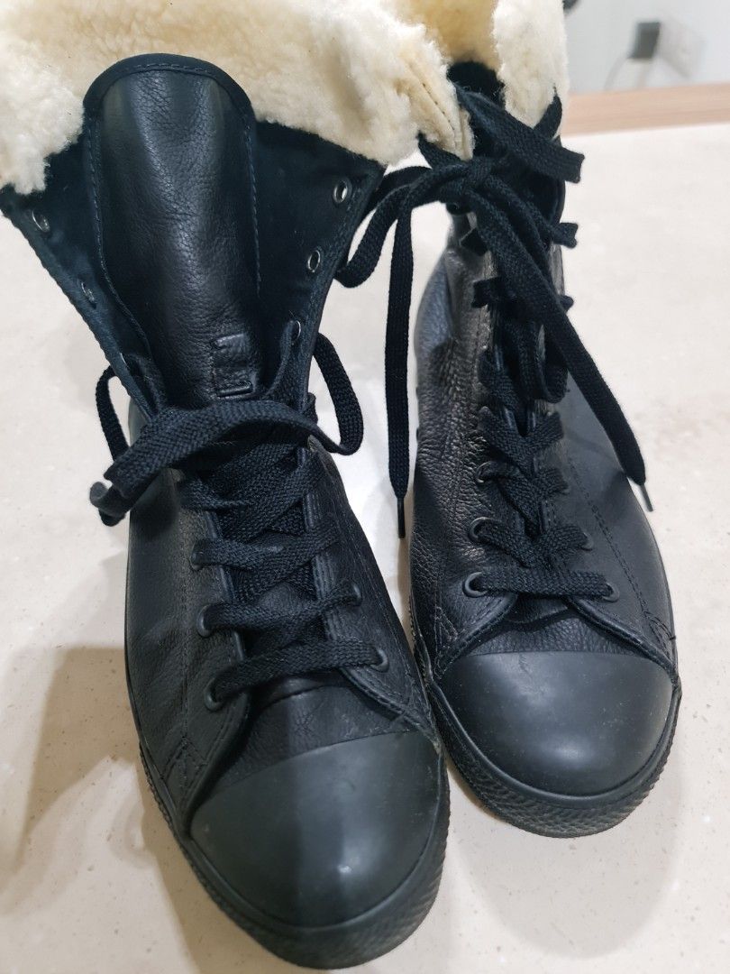 Converse boots discount fur lined