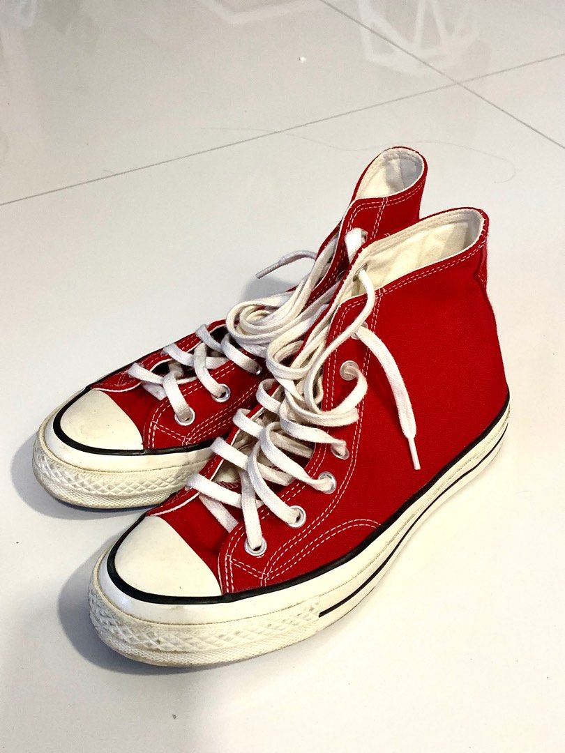 Red canvas converse hotsell
