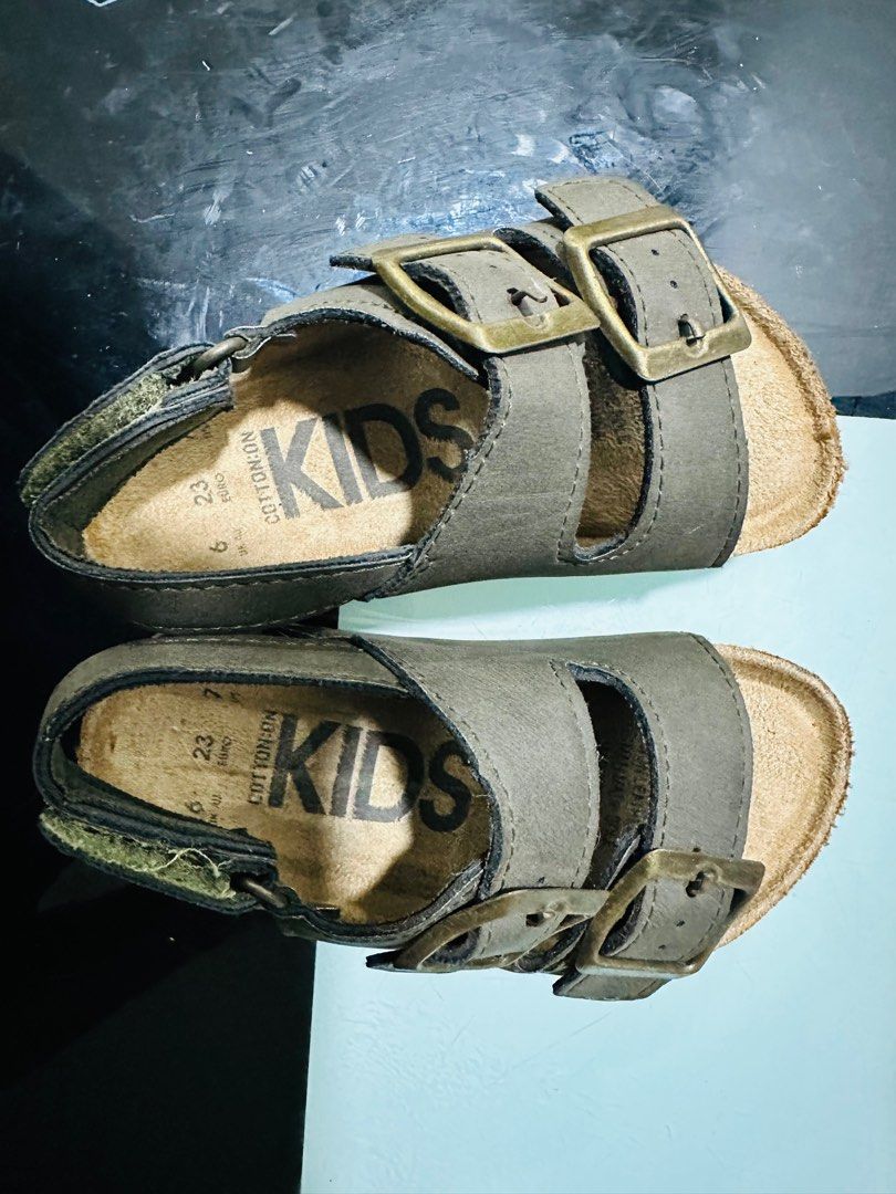 Cotton on kids sandals store