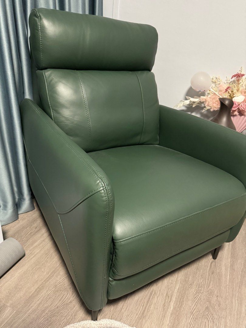 Dark green leather Armchair