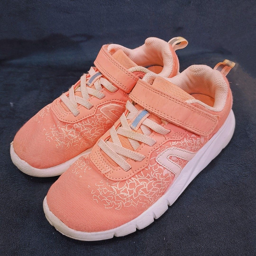 31 in kids shoes hot sale