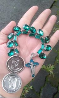 Elegant Green crystal Mama Mary pocket rosary